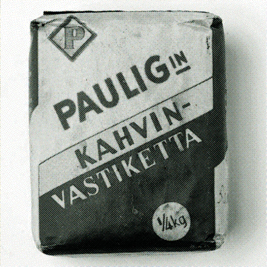 Pau Reference 01 1100x1000